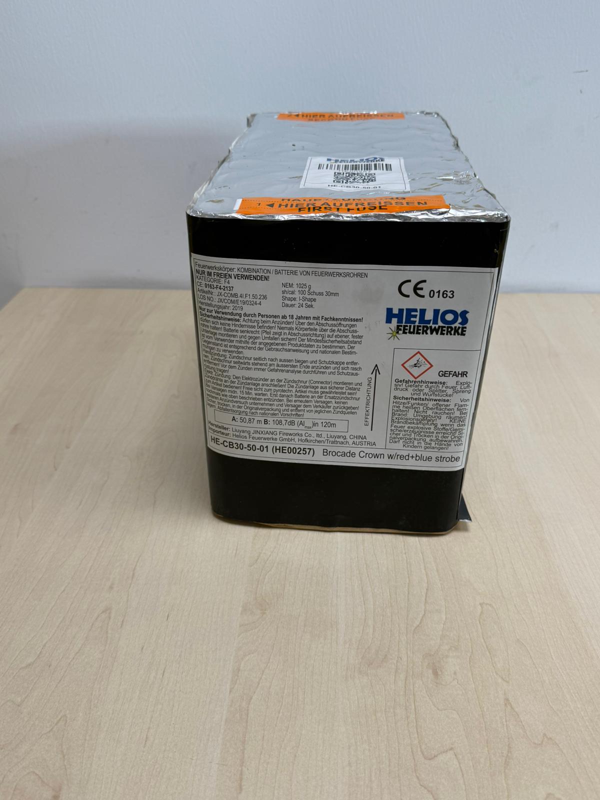 CB brocade Crown w/red+blue strobe +tail